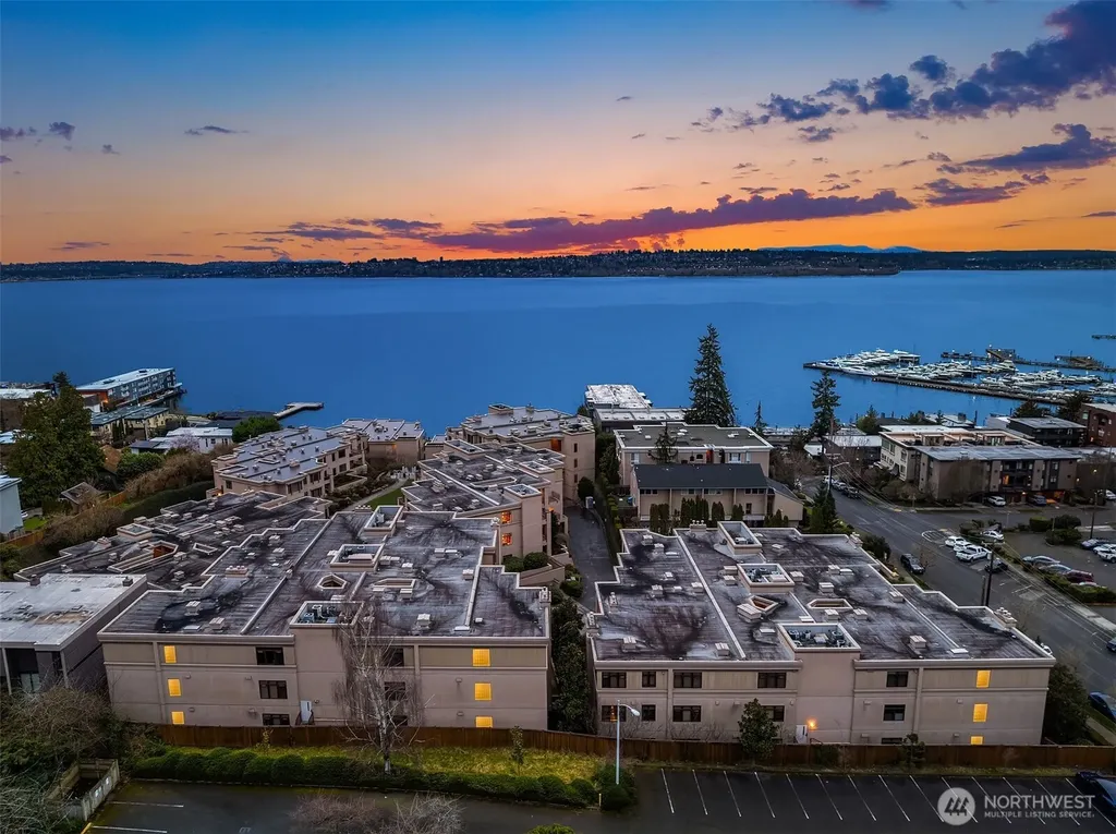 530 Lake Street S Kirkland WA 98033