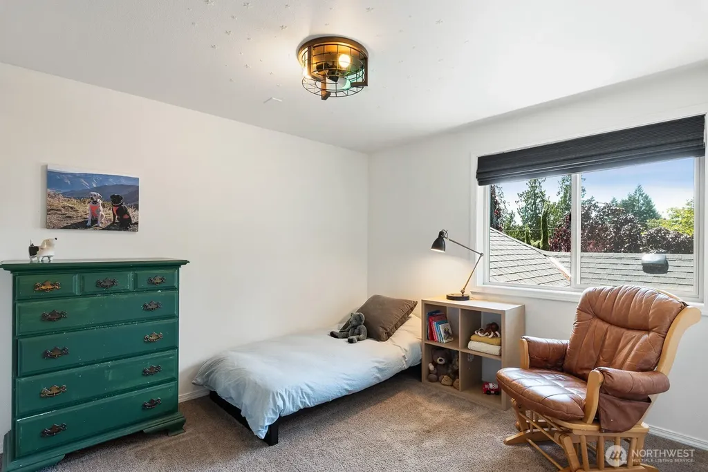 6818 Gibralter Place Anacortes WA 98221