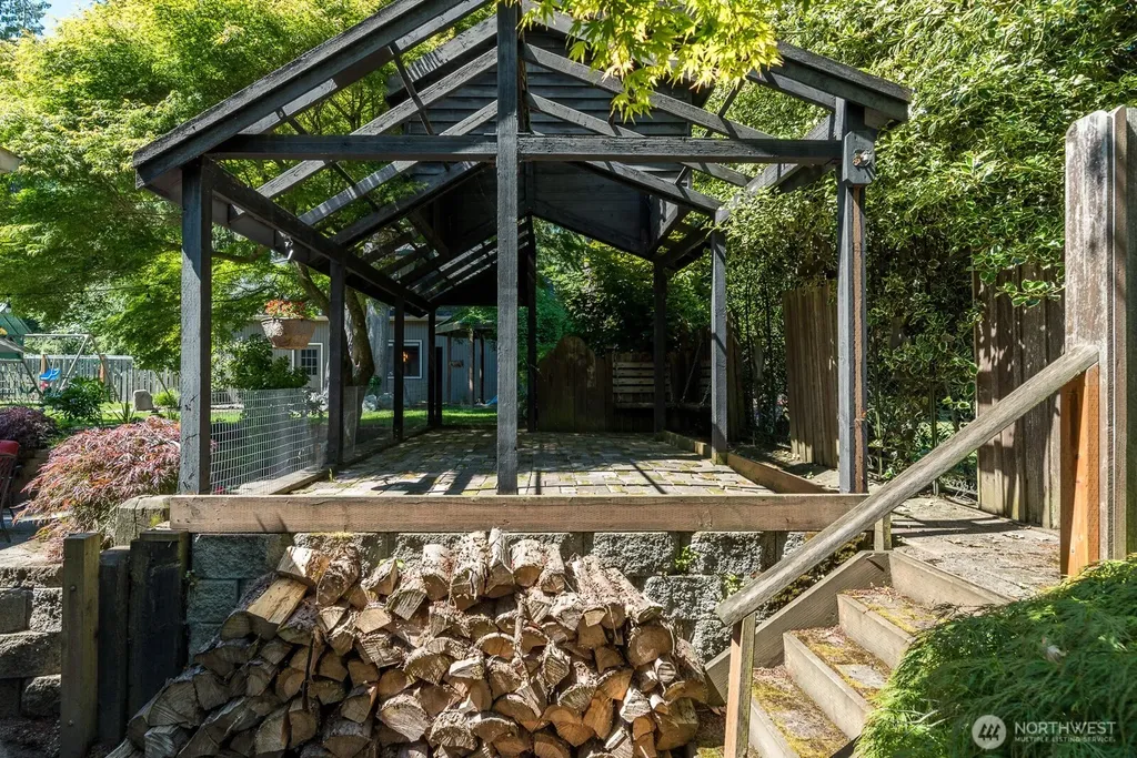 6818 Gibralter Place Anacortes WA 98221