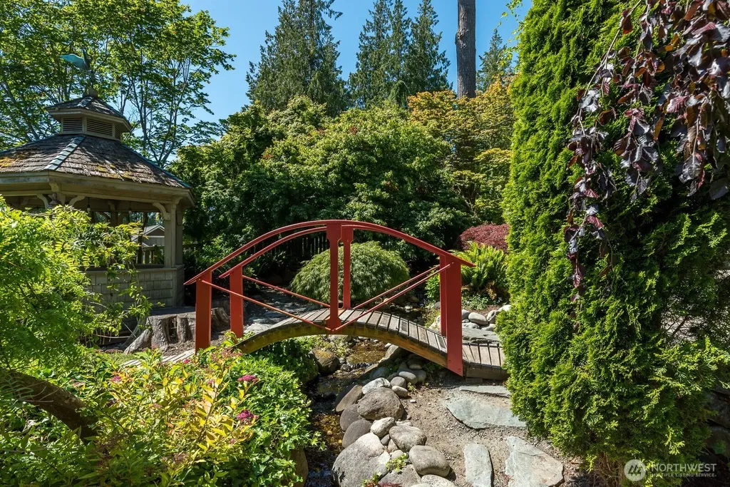 6818 Gibralter Place Anacortes WA 98221