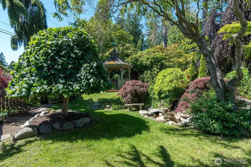 6818 Gibralter Place Anacortes WA 98221