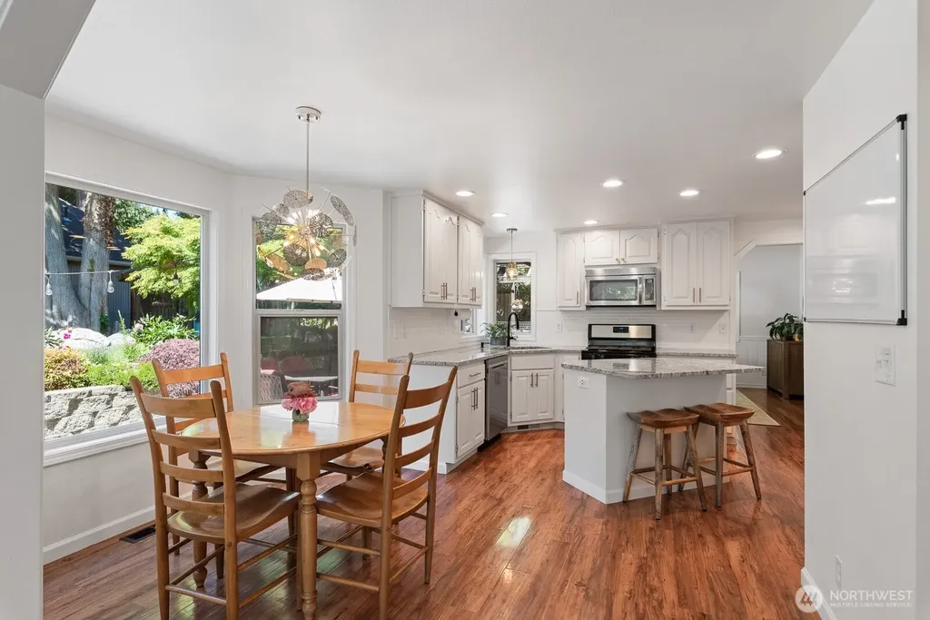 6818 Gibralter Place Anacortes WA 98221