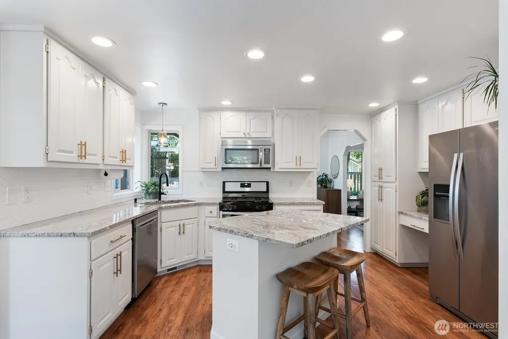 6818 Gibralter Place Anacortes WA 98221