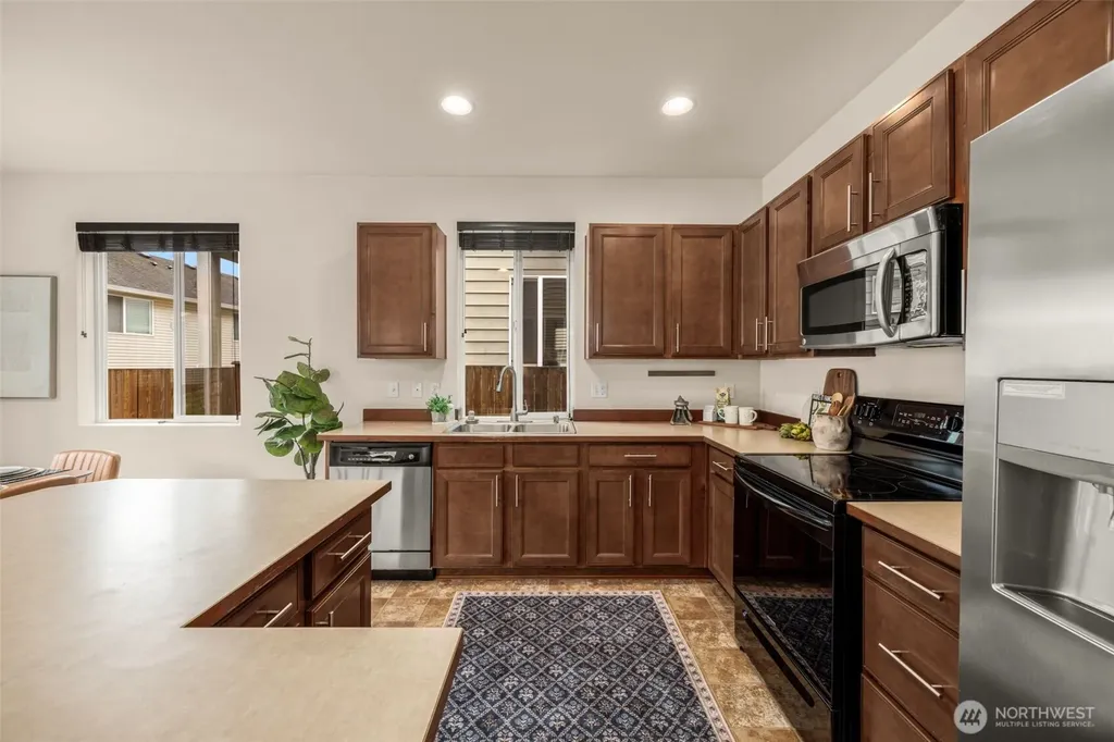 330 124th Place SE Everett WA 98208
