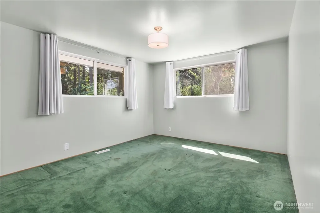 6216 189th Place SW Lynnwood WA 98036