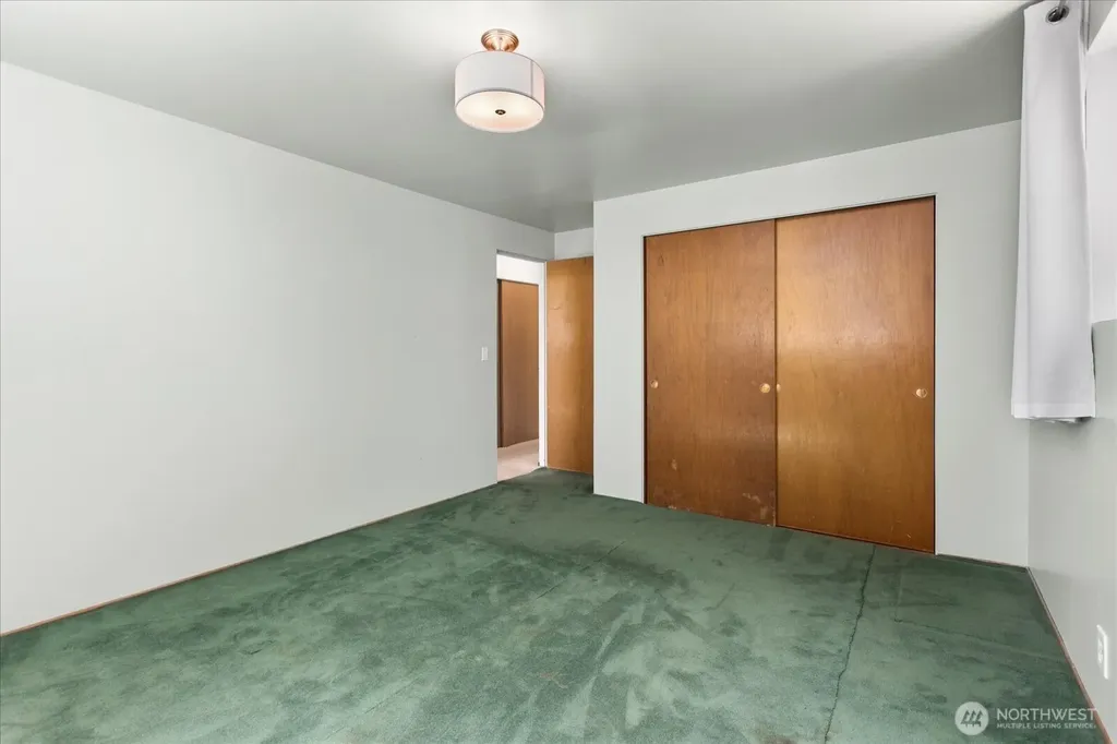 6216 189th Place SW Lynnwood WA 98036