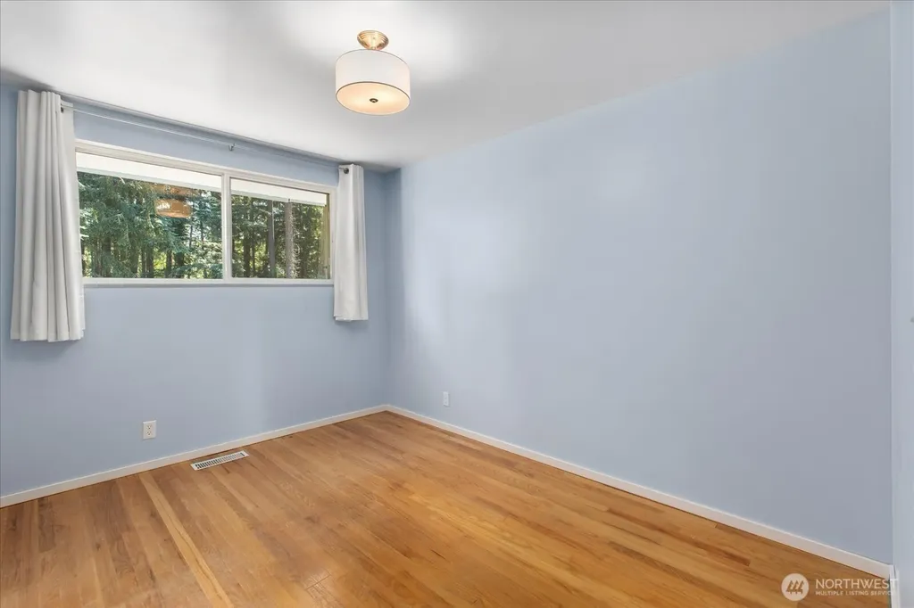 6216 189th Place SW Lynnwood WA 98036
