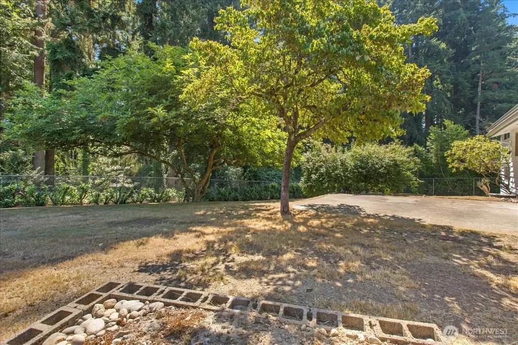 6216 189th Place SW Lynnwood WA 98036