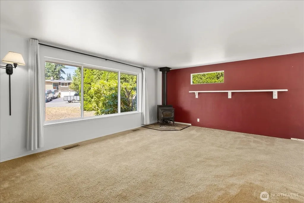 6216 189th Place SW Lynnwood WA 98036