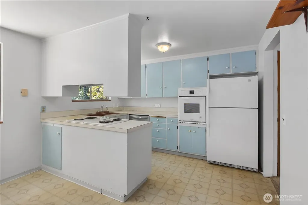 6216 189th Place SW Lynnwood WA 98036