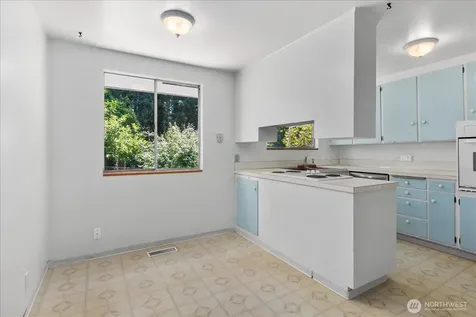 6216 189th Place SW Lynnwood WA 98036