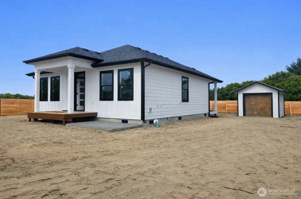 446 Salina Cruz Avenue SW Ocean Shores WA 98569