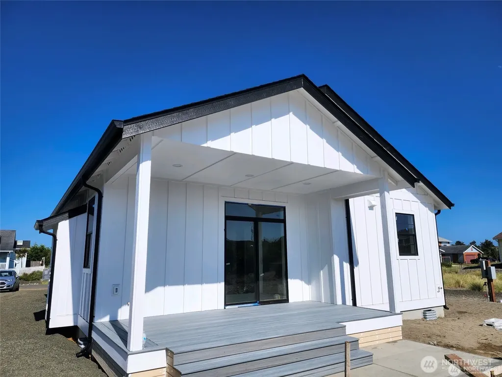 446 Salina Cruz Avenue SW Ocean Shores WA 98569