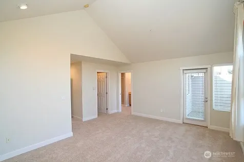 3712 101st Way NE Kirkland WA 98033