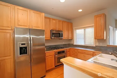3712 101st Way NE Kirkland WA 98033