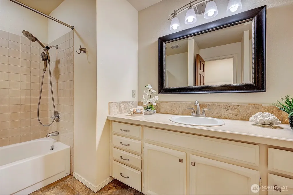 6139 147th Place NE Redmond WA 98052