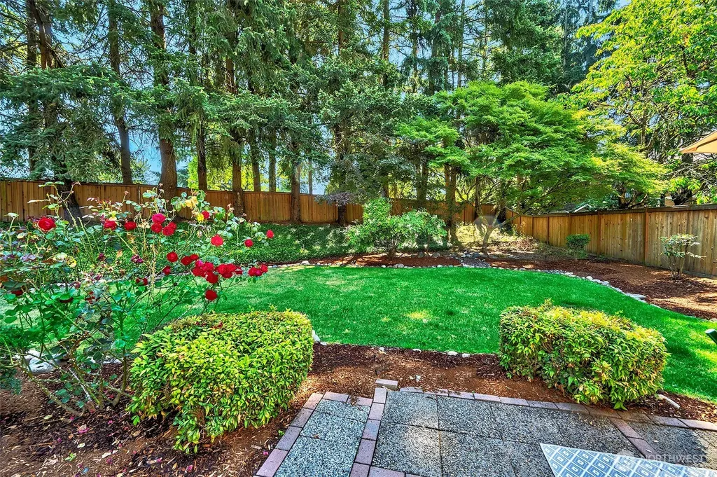 6139 147th Place NE Redmond WA 98052
