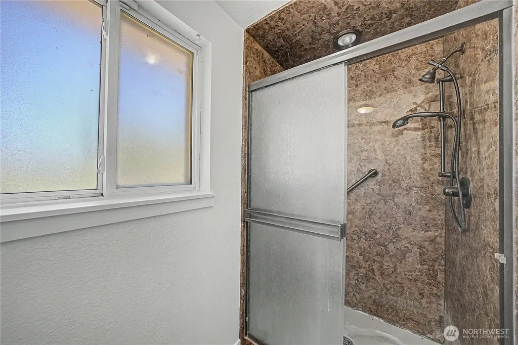 2027 W Atkinson Road Othello WA 99344