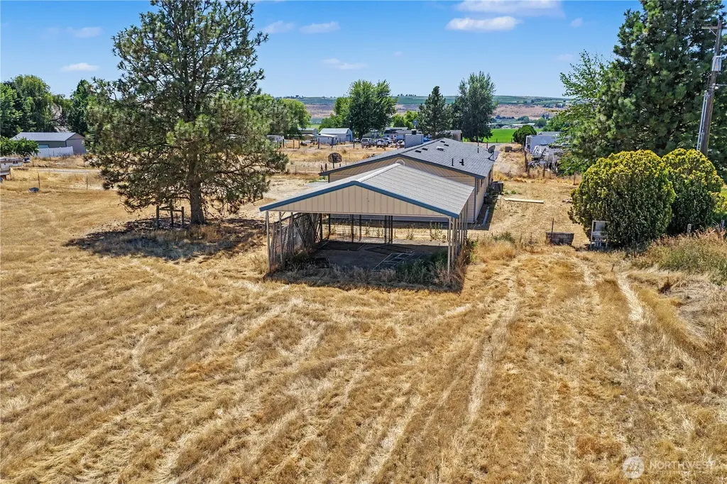 2027 W Atkinson Road Othello WA 99344