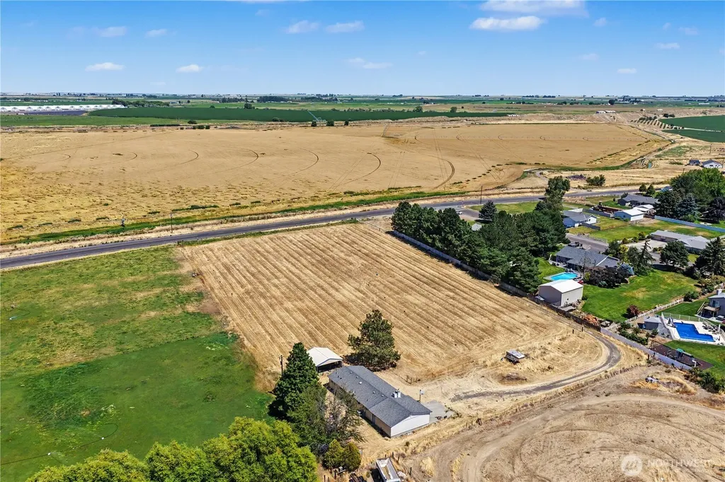 2027 W Atkinson Road Othello WA 99344