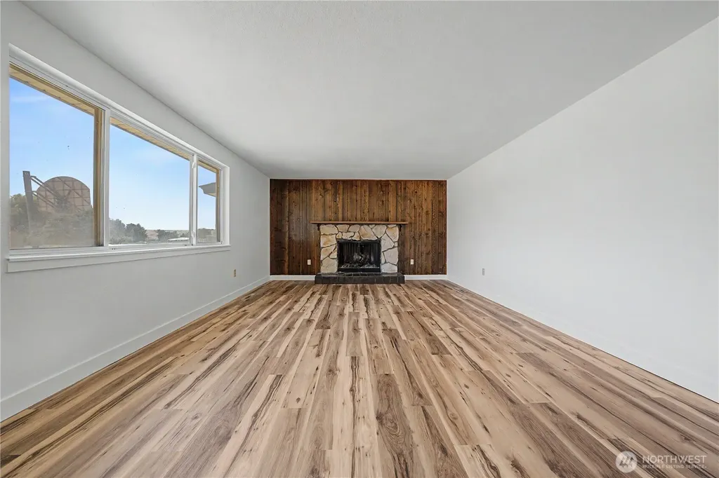 2027 W Atkinson Road Othello WA 99344