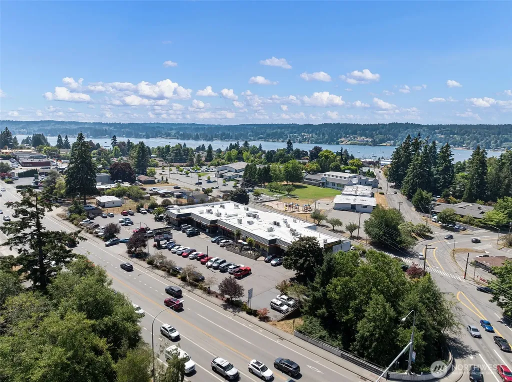 19064 10th Avenue NE Poulsbo WA 98370