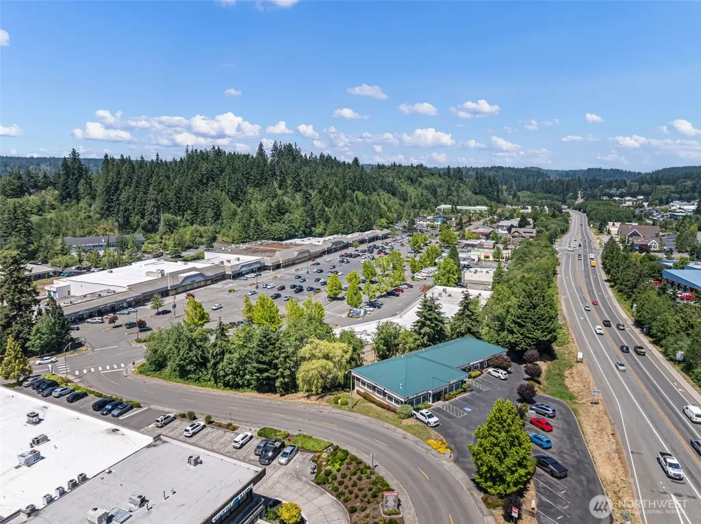 19064 10th Avenue NE Poulsbo WA 98370
