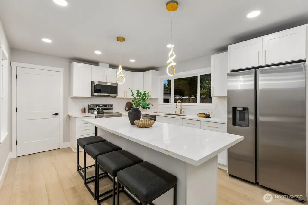3111 Greenwood Avenue W University Place WA 98466
