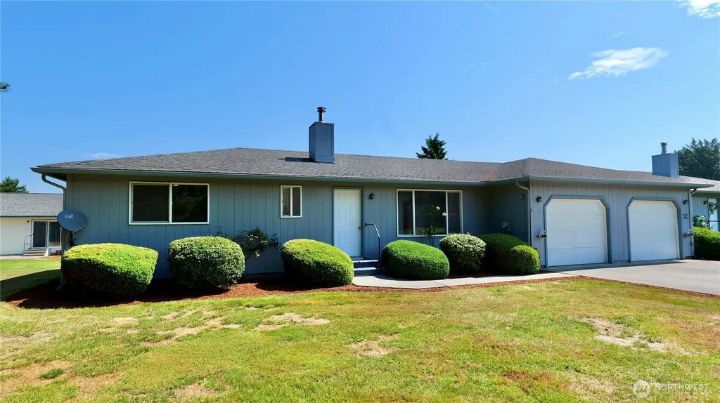 52 Hampton Court Sequim WA 98382
