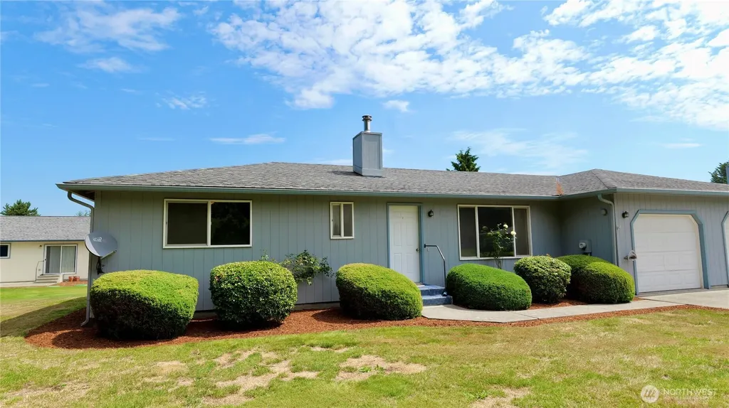 52 Hampton Court Sequim WA 98382