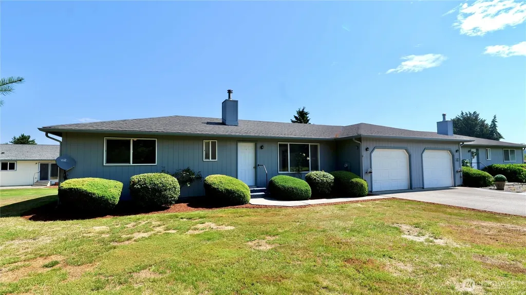 52 Hampton Court Sequim WA 98382