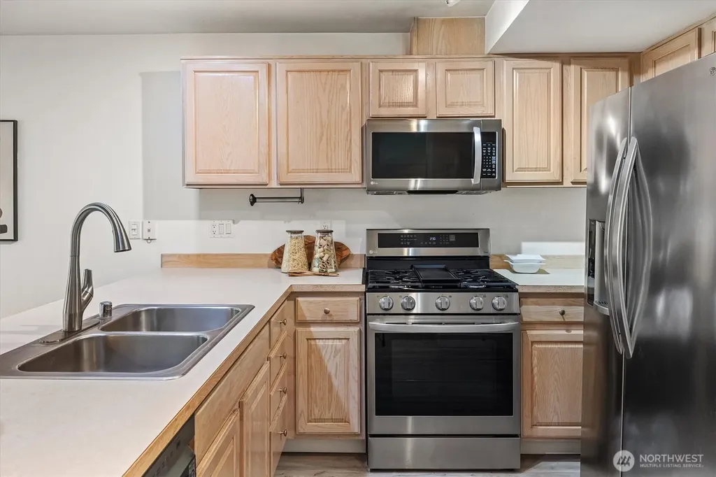 2220 S 336th Street Federal Way WA 98003