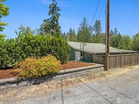 15727 State Route 9 SE Snohomish WA 98296