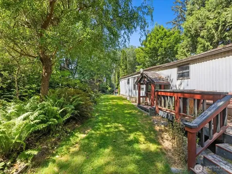 15727 State Route 9 SE Snohomish WA 98296