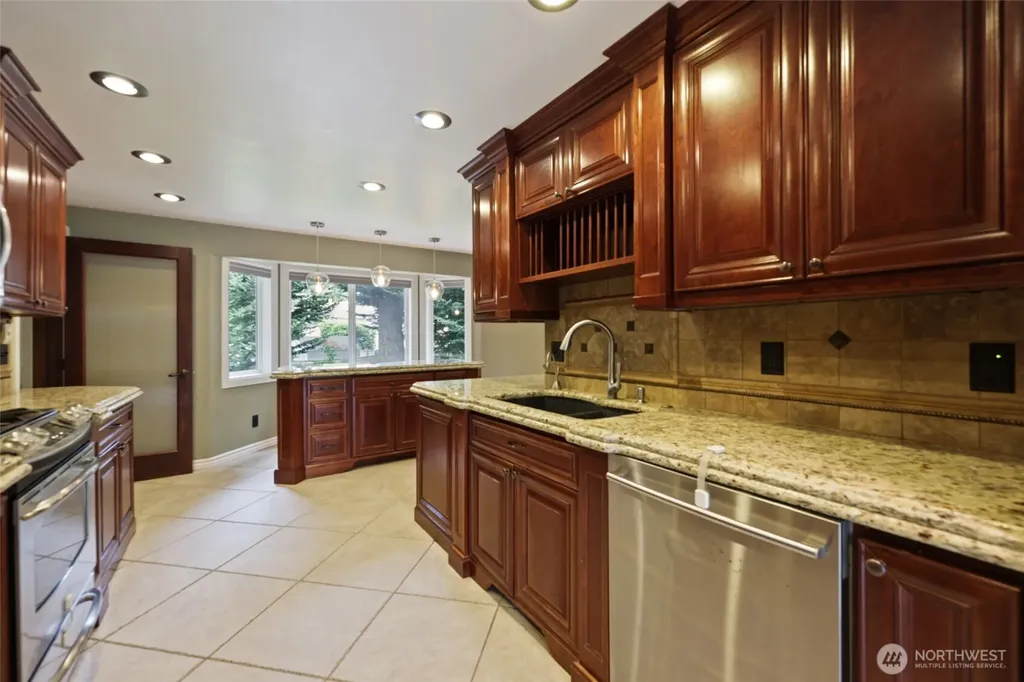 3508 Stevens Drive NE Lacey WA 98516