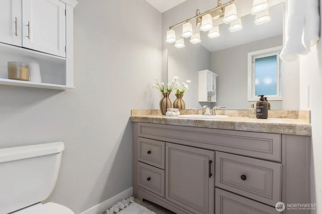 1928 218th Lane SE Sammamish WA 98075