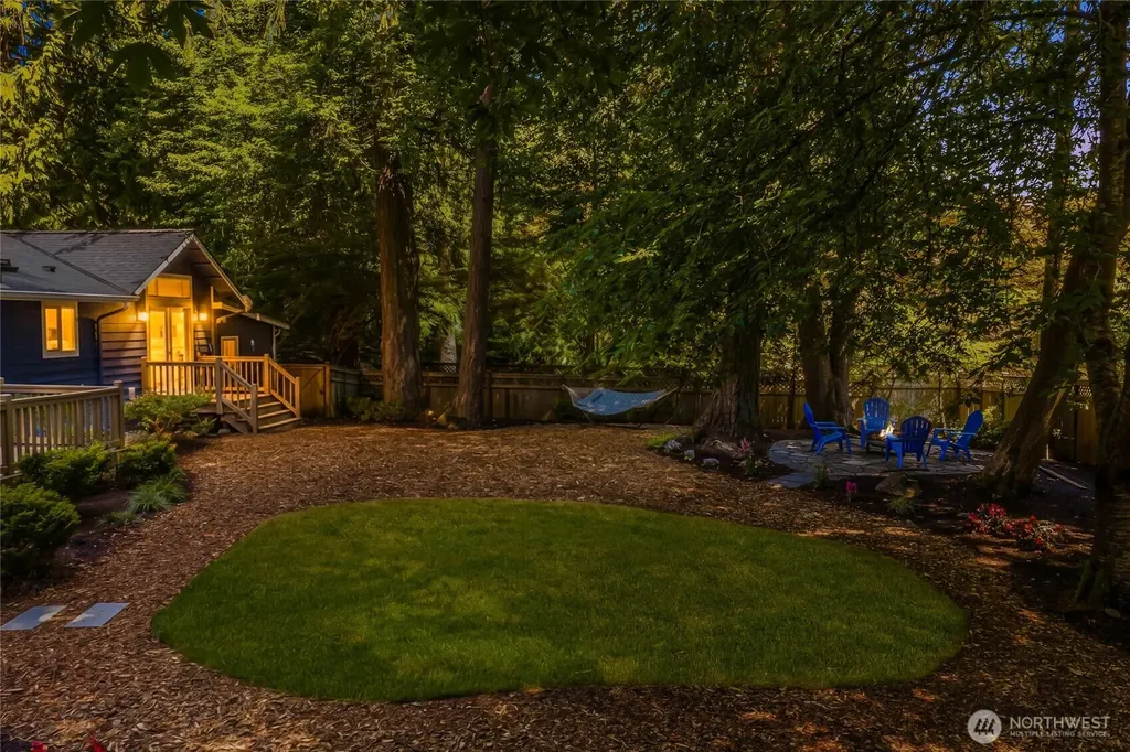 1928 218th Lane SE Sammamish WA 98075