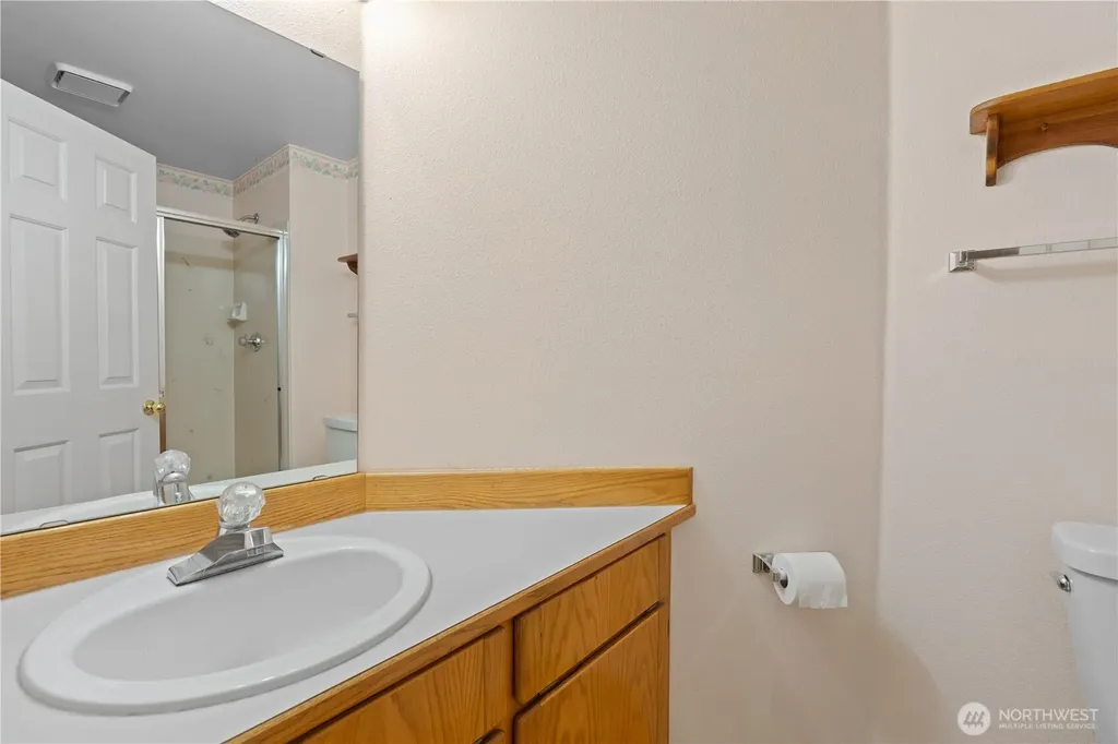 32708 19th Place SW Federal Way WA 98023