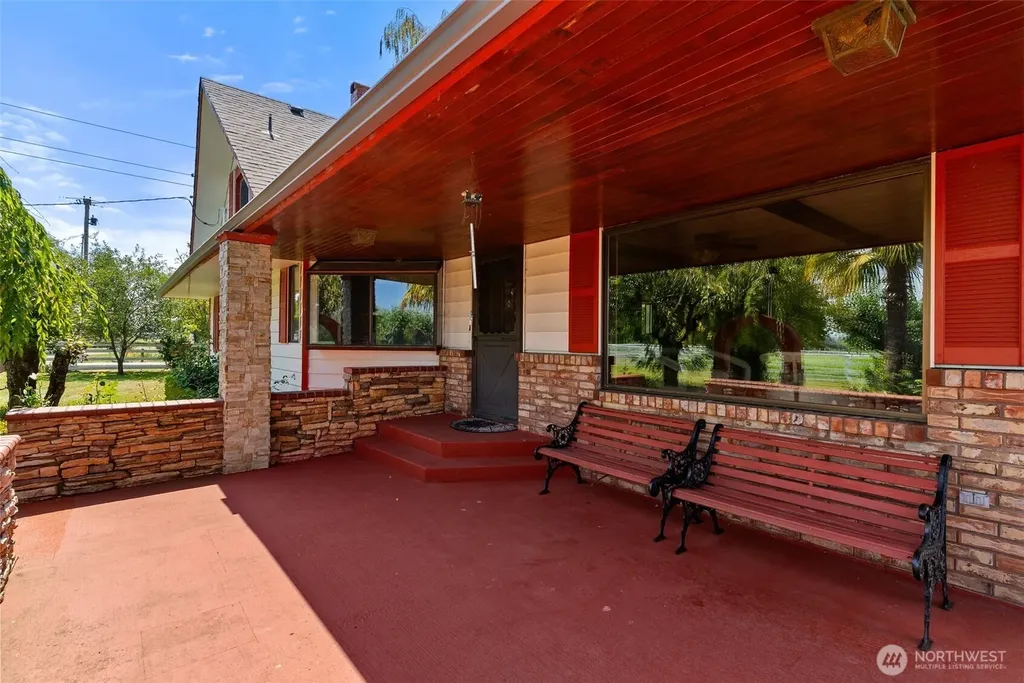 21304 SE 448th Street Enumclaw WA 98022