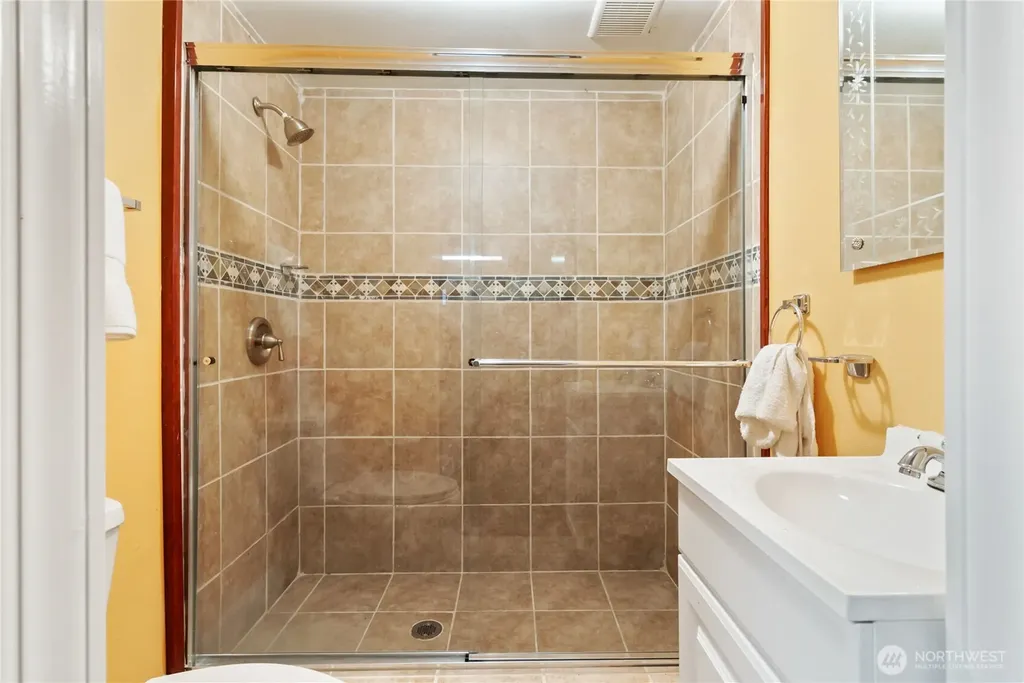 21304 SE 448th Street Enumclaw WA 98022