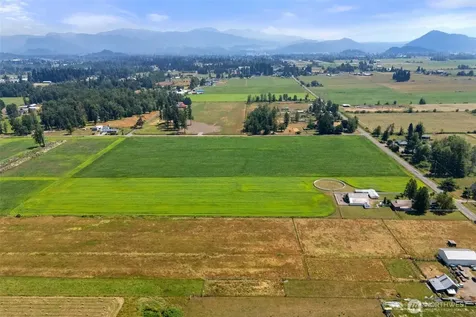 21304 SE 448th Street Enumclaw WA 98022