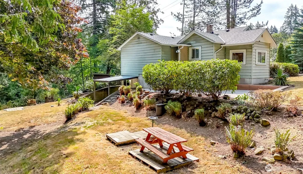 5206 W Werner Road Bremerton WA 98312