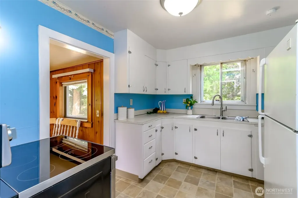 5206 W Werner Road Bremerton WA 98312