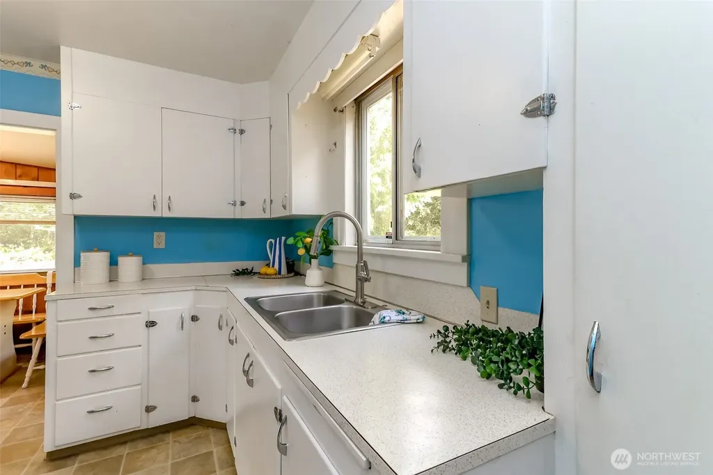 5206 W Werner Road Bremerton WA 98312