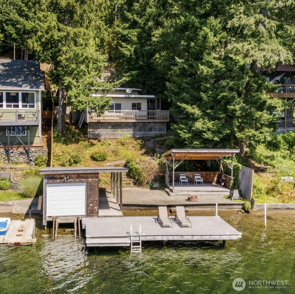 2225 Summit Lake Shore Road NW Olympia WA 98502