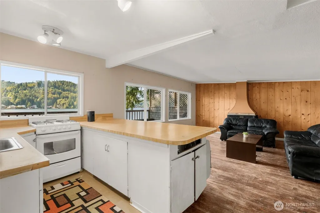 2225 Summit Lake Shore Road NW Olympia WA 98502