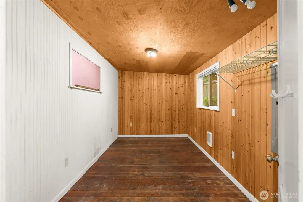 2225 Summit Lake Shore Road NW Olympia WA 98502