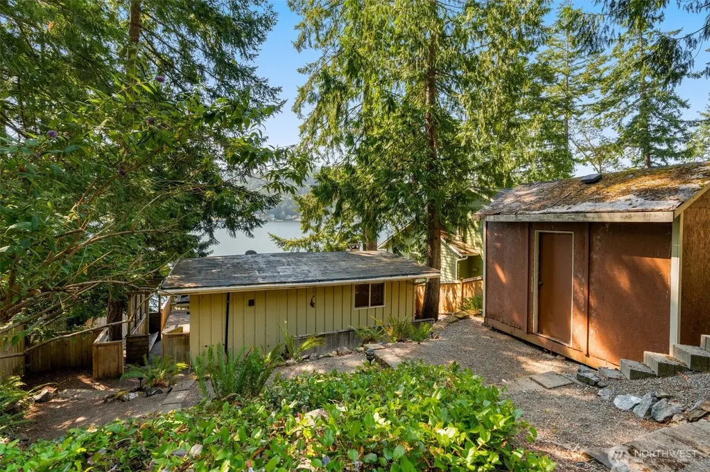 2225 Summit Lake Shore Road NW Olympia WA 98502