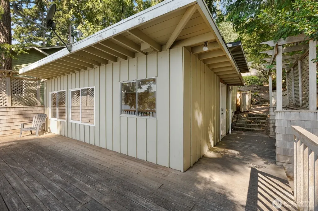 2225 Summit Lake Shore Road NW Olympia WA 98502