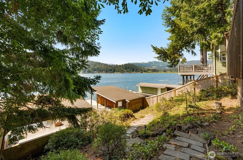 2225 Summit Lake Shore Road NW Olympia WA 98502